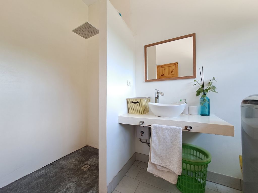 Bathroom of Casa Jungla Tranquila, home for sale at Samara Beach, Guanacaste, Costa Rica