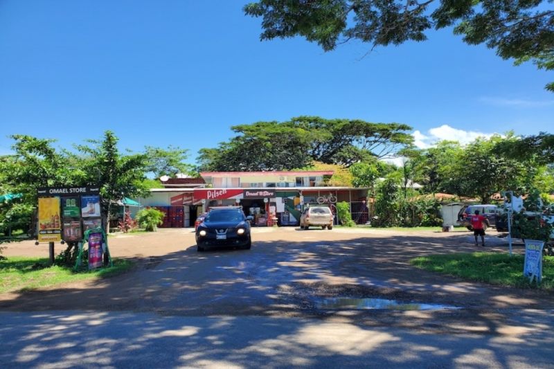 Large parking lot for developement at Lote Vista Campo for sale samara costa rica