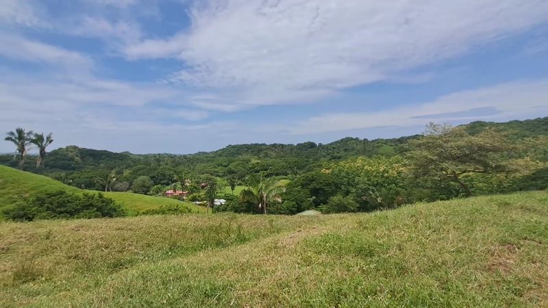 beautiful mountains views from Finca Costa Verde land for sale Barco Quebrado Samara costa rica