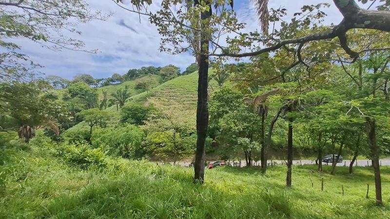 beautiful hills around Finca Costa Verde land for sale Barco Quebrado Samara costa rica