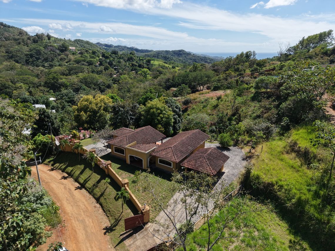 01 house for sale samara santo domingo costa rica