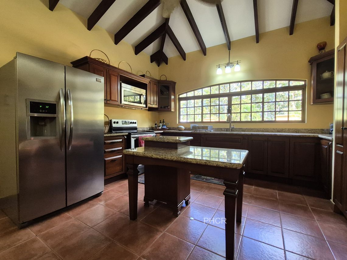 11 house for sale samara santo domingo costa rica