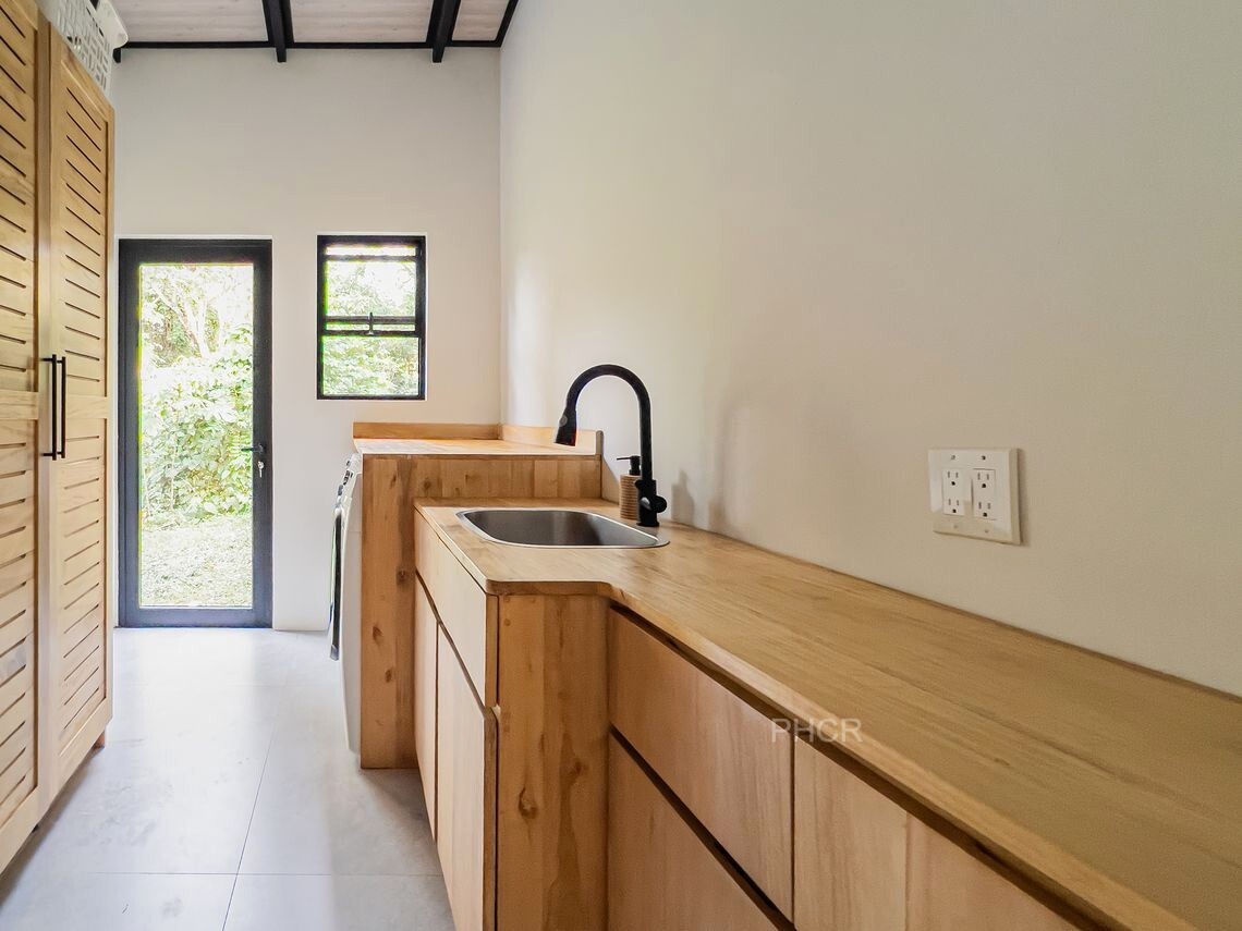 27 HOUSE FOR SALE SAMARA COSTA RICA