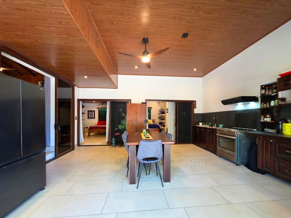 10 CASAS FOR SALE SAMARA COSTA RICA