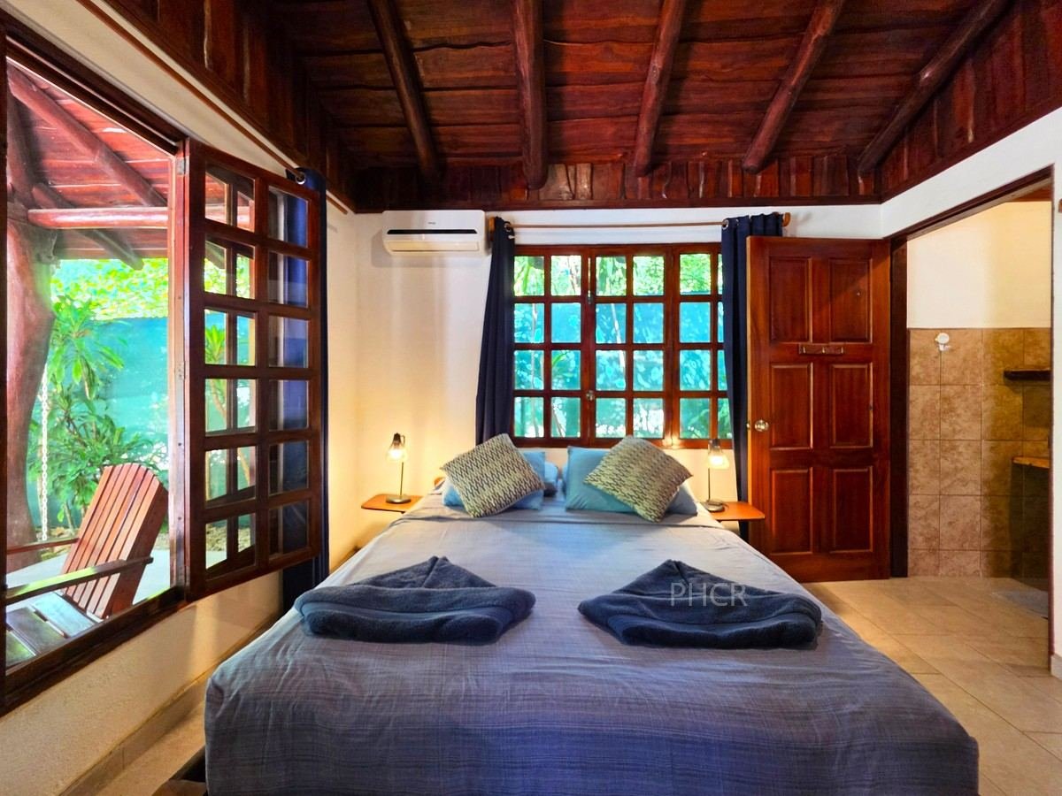24 CASAS FOR SALE SAMARA COSTA RICA